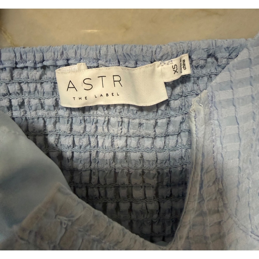 ASTR The Label Daydreamer Blue Seersucker Puff Sleeve Sweetheart Top Womens XS - Picture 5 of 11